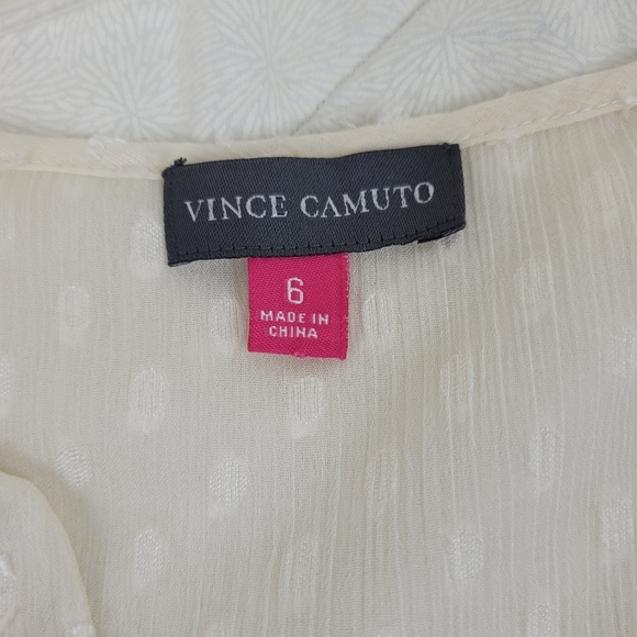 Vince Camuto off white boho ruffle blouse flowy cap sleeves fairy tufted dots 6 - Picture 6 of 11